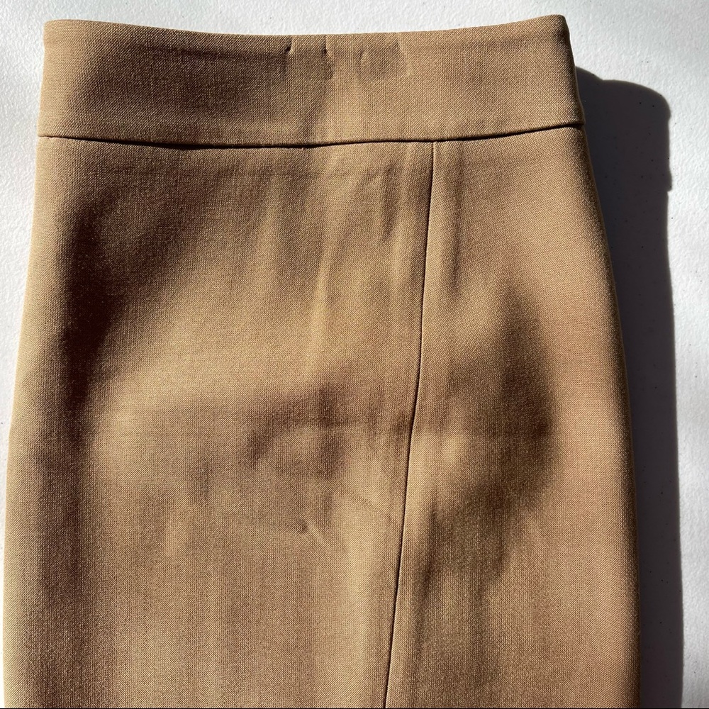 ANN TAYLOR LOFT: Camel Pencil Skirt
